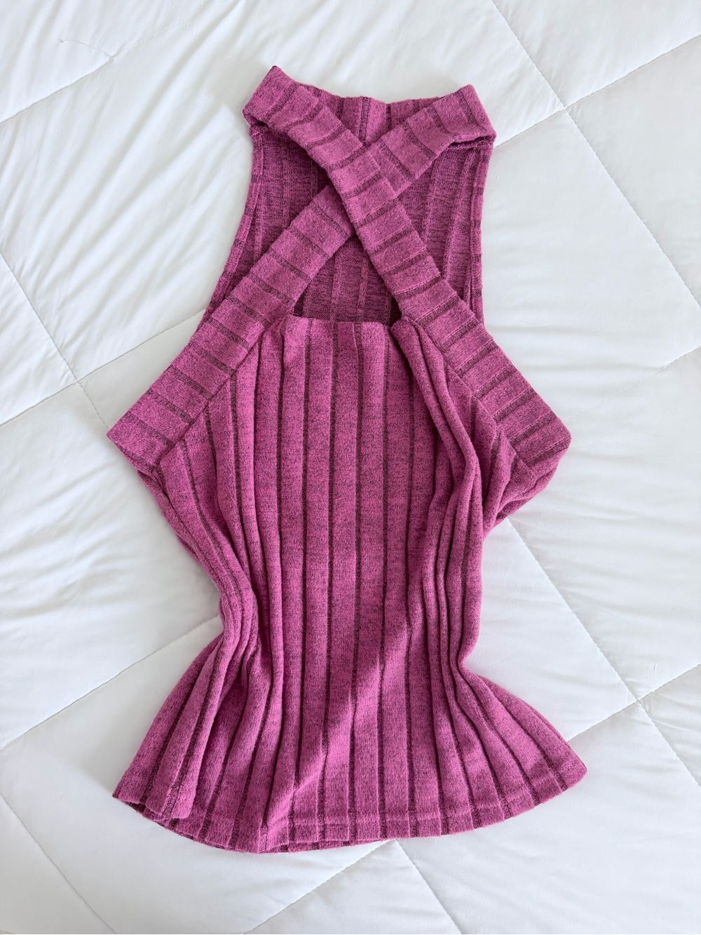 SHEIN Pink Ribbed Crisscross Halter Tank Top